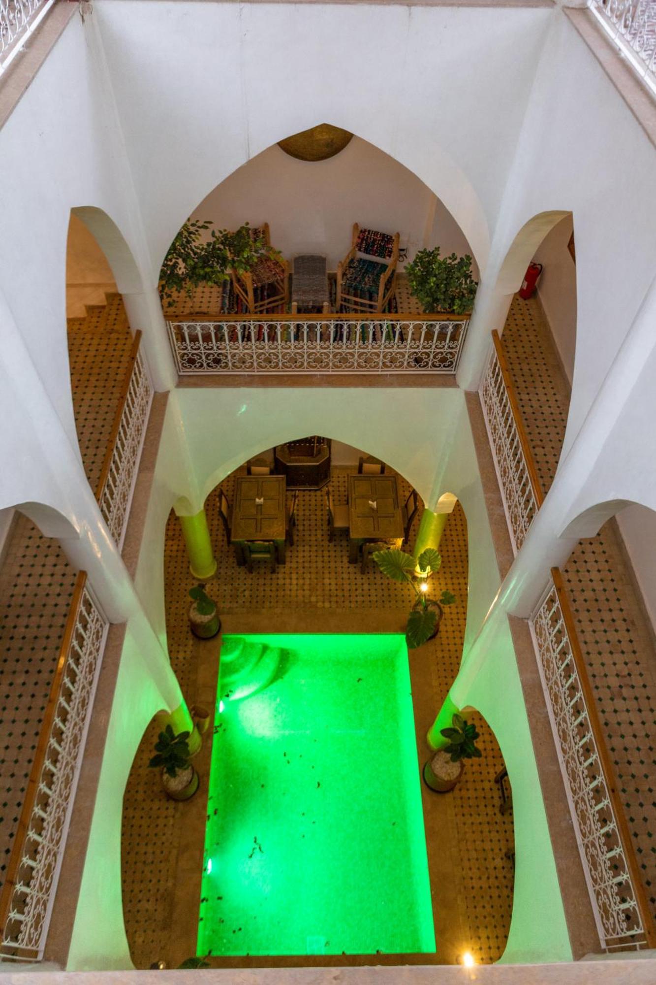 Riad Petite Rose マラケシュ エクステリア 写真