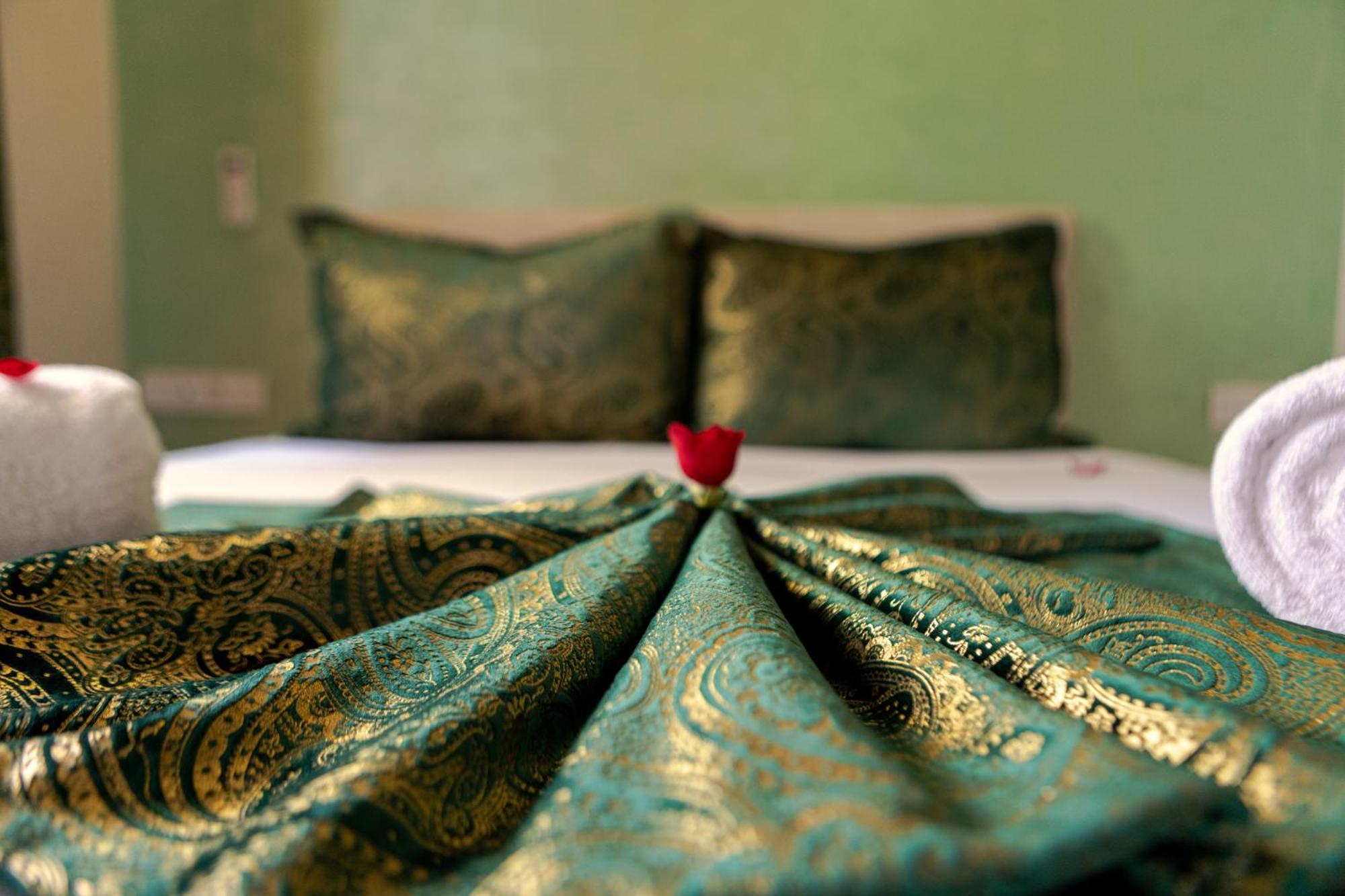 Riad Petite Rose マラケシュ エクステリア 写真