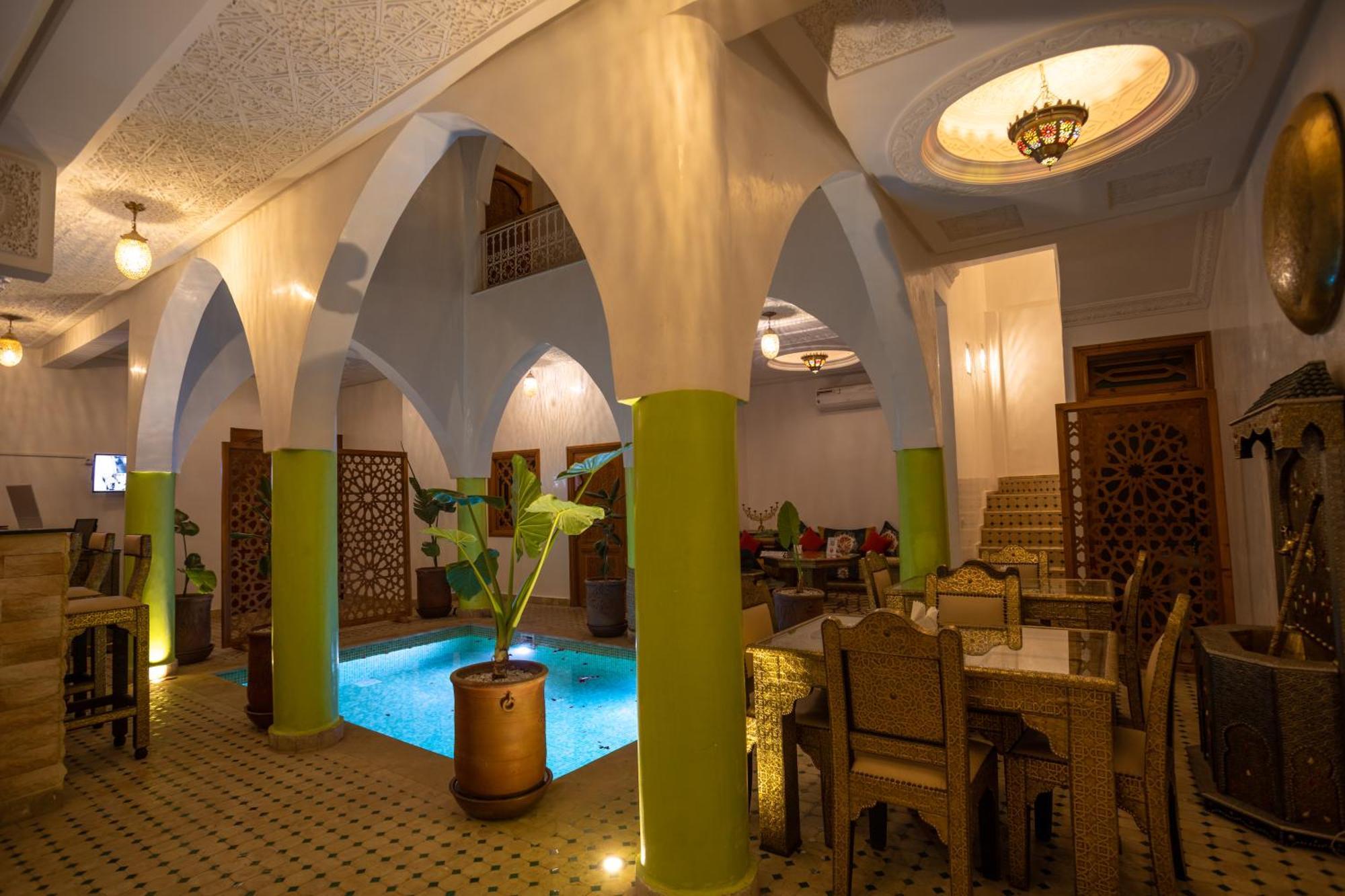 Riad Petite Rose マラケシュ エクステリア 写真