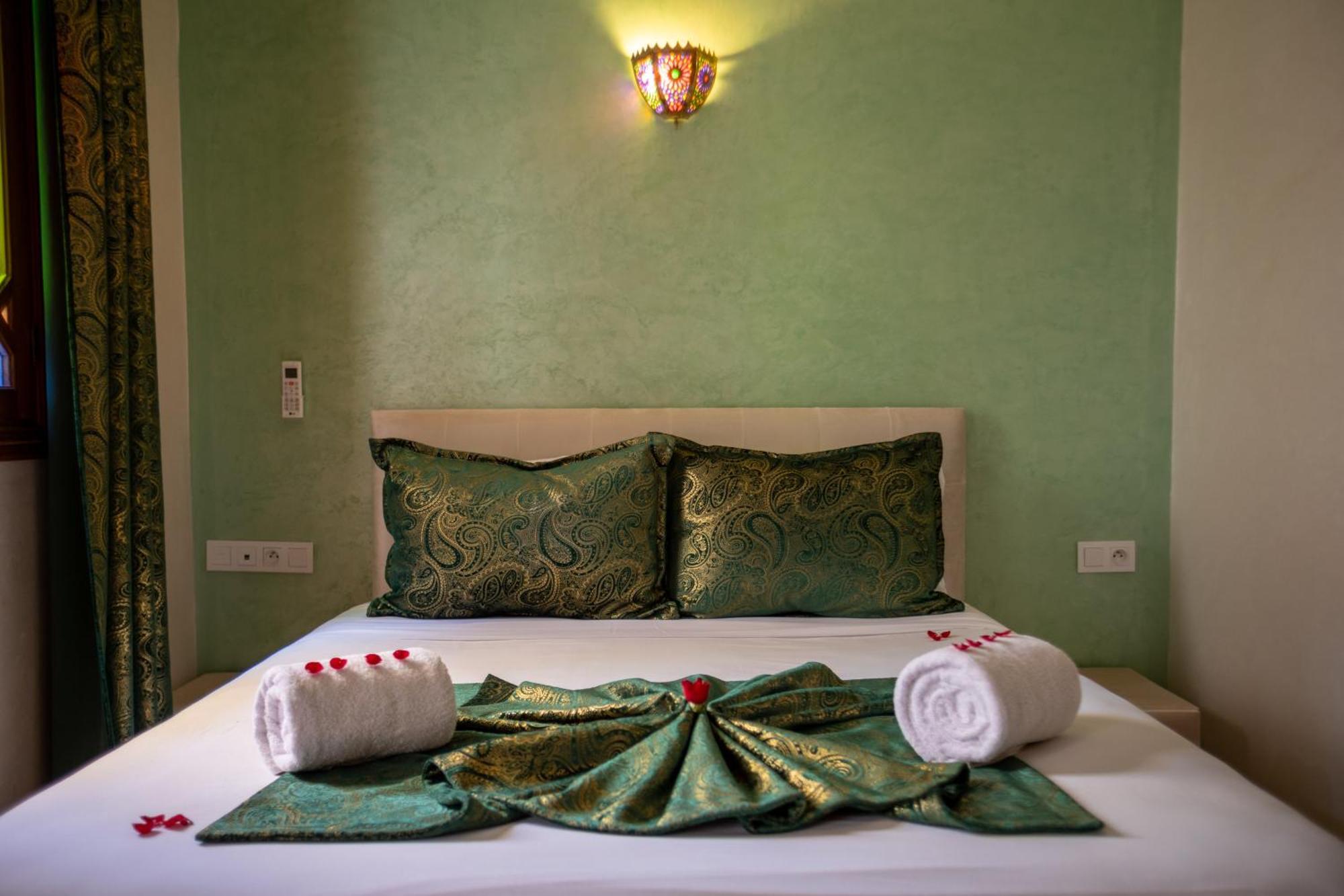 Riad Petite Rose マラケシュ エクステリア 写真