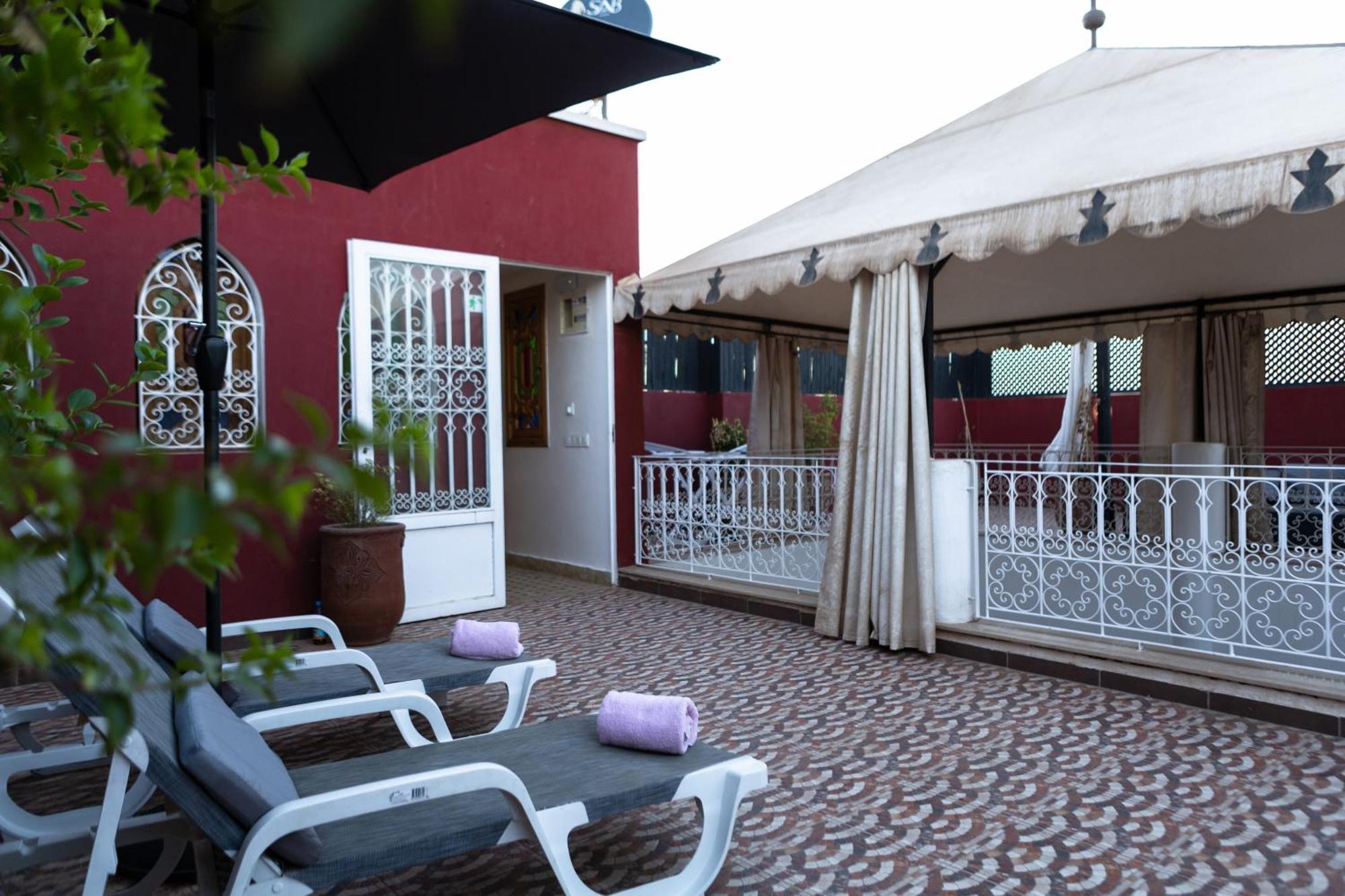 Riad Petite Rose マラケシュ エクステリア 写真
