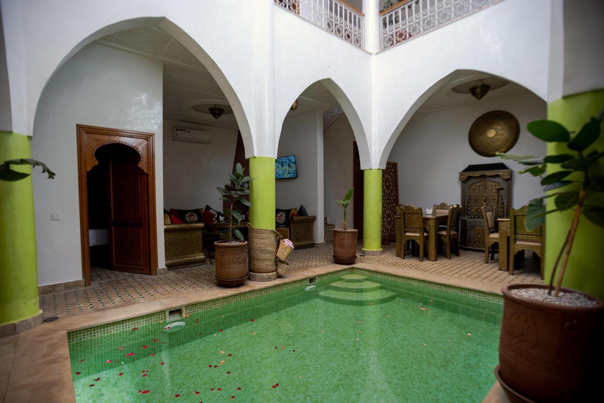 Riad Petite Rose マラケシュ エクステリア 写真